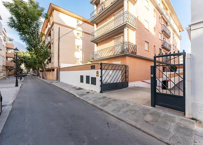 Malagasuite Terrace & Parking Apartment Fuengirola