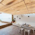 Malagasuite Terrace & Parking Appartement *