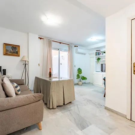 Malagasuite Terrace&parking Apartment *